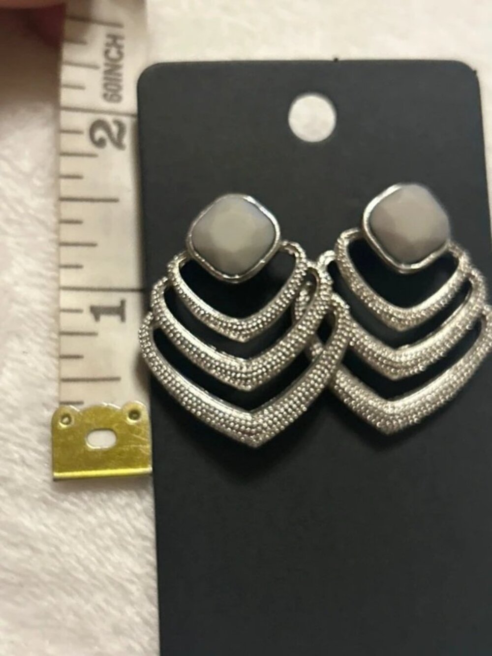 Vintage silver & gray tone earrings - Picture 4 of 5